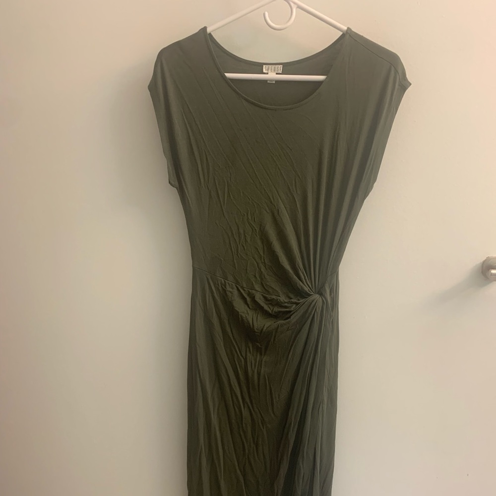 Green casual knot dress, size small